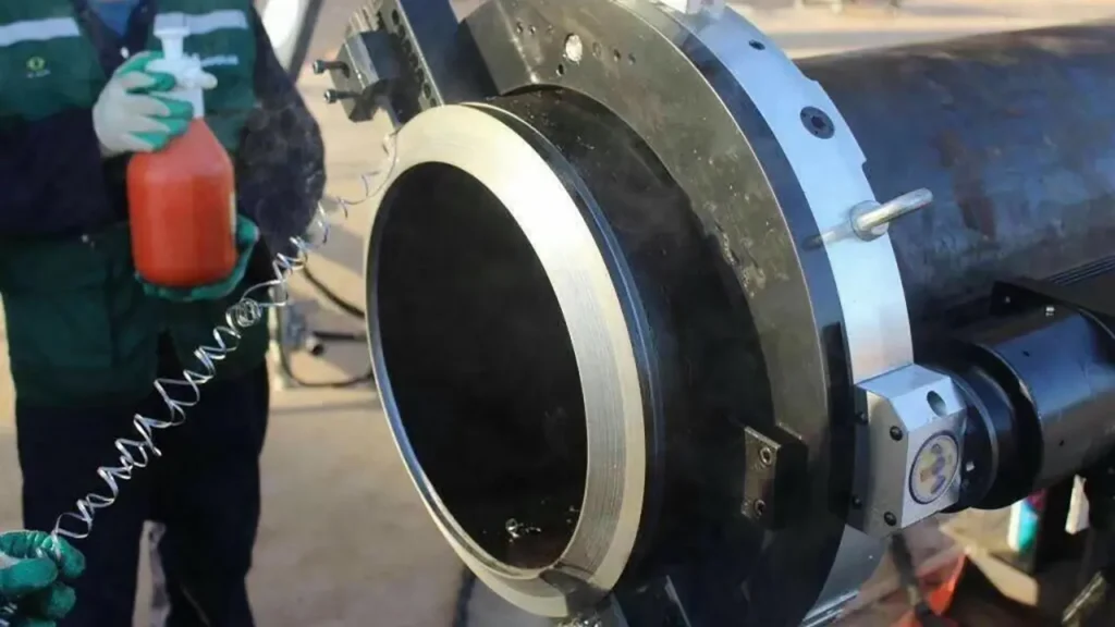 外卡式管道切割坡口机应用